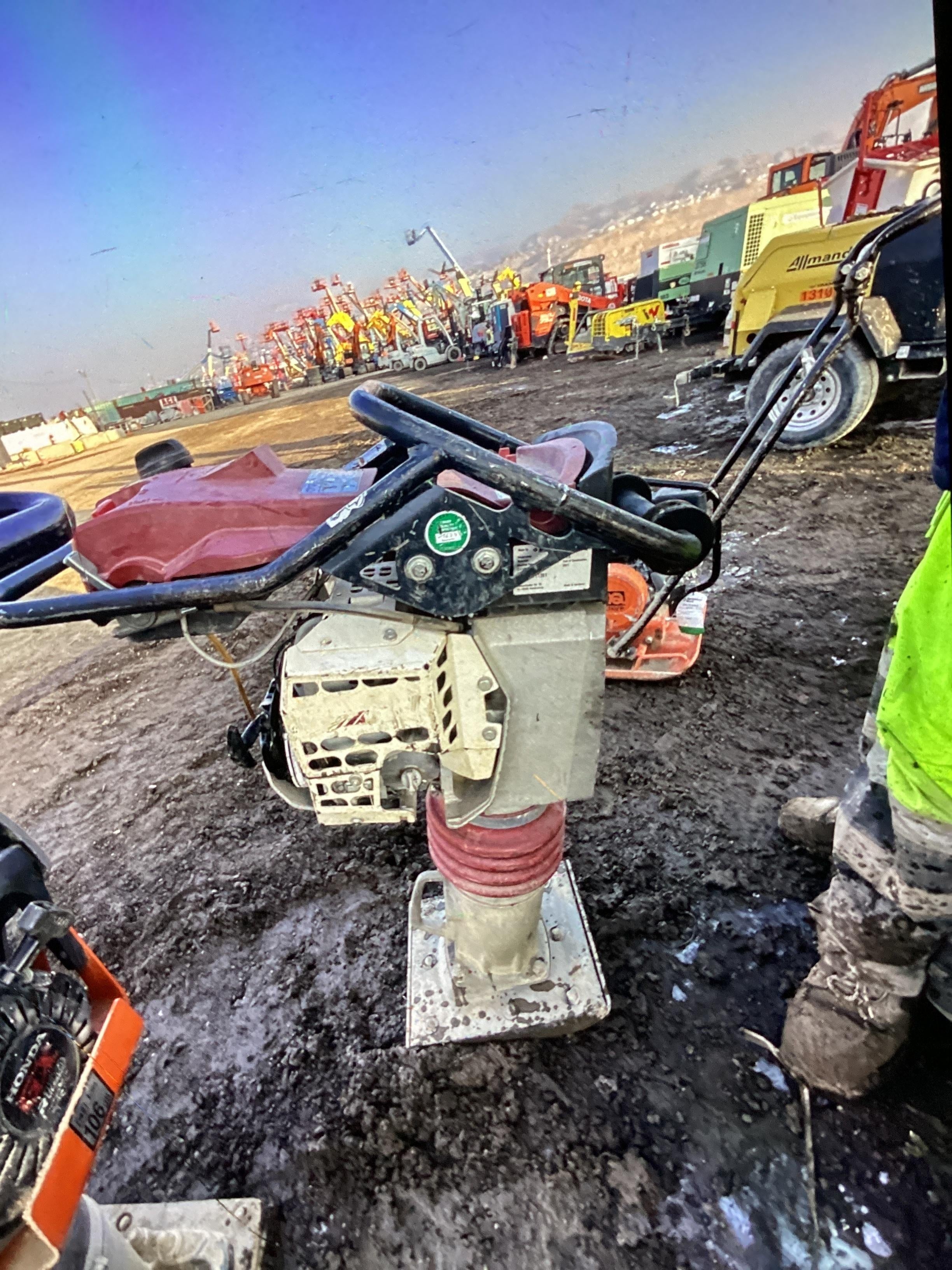 2021 DYNAPAC DR7X