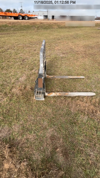 2020 PALADIN 48" Pallet Forks - Paladin