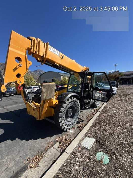 2020 JCB 510-56 Cab/Heat/Air, Solid Tires, Work Lights, Beacon, Aux Hydraulics, Back up Alarm, Lifting Eye, ES Decals