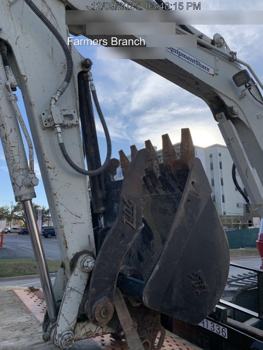 2021 TAKEUCHI TB235-2R