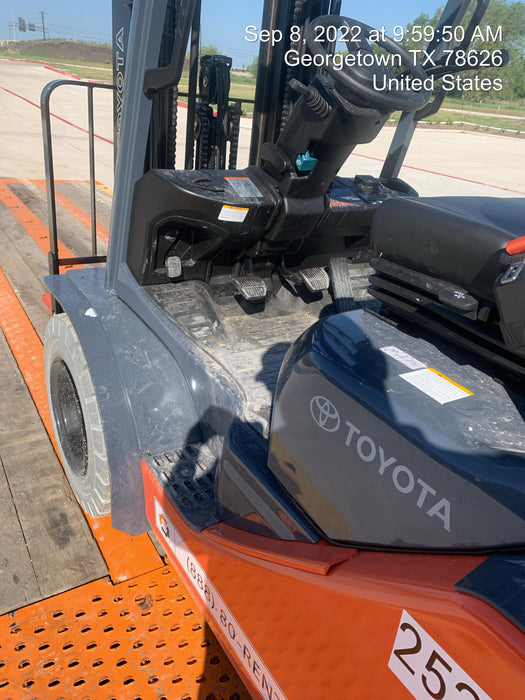 2022 TOYOTA 50-8FGU25