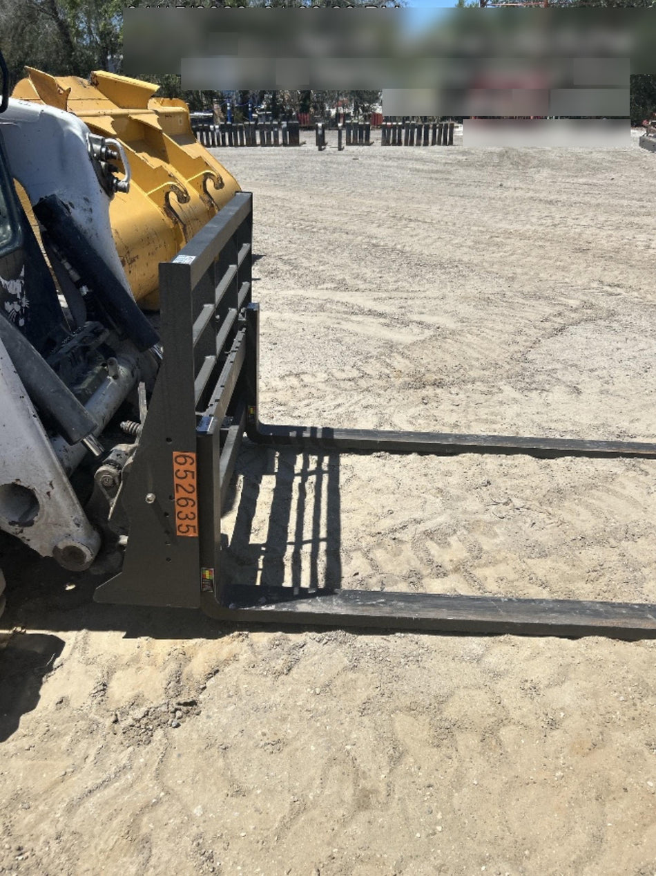 2026 ARROW MATERIAL HANDLING 72" Pallet Forks - Arrow