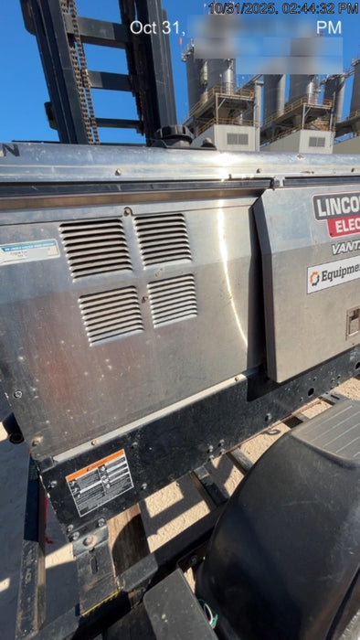 2019 Lincoln Electric Vantage 322 Welder Ready-Pak 3, Two wheel trailer, Fender and Light kit, Cable Rack