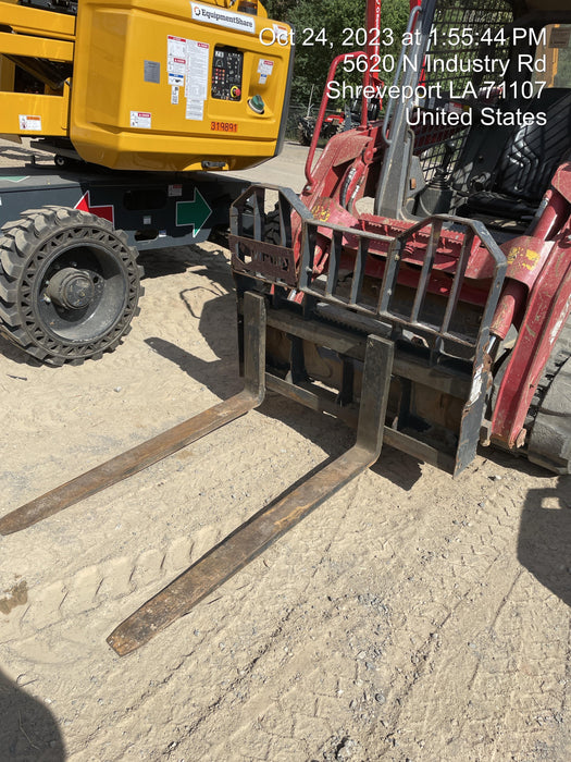 2021 PALADIN 48" Pallet Forks - Paladin