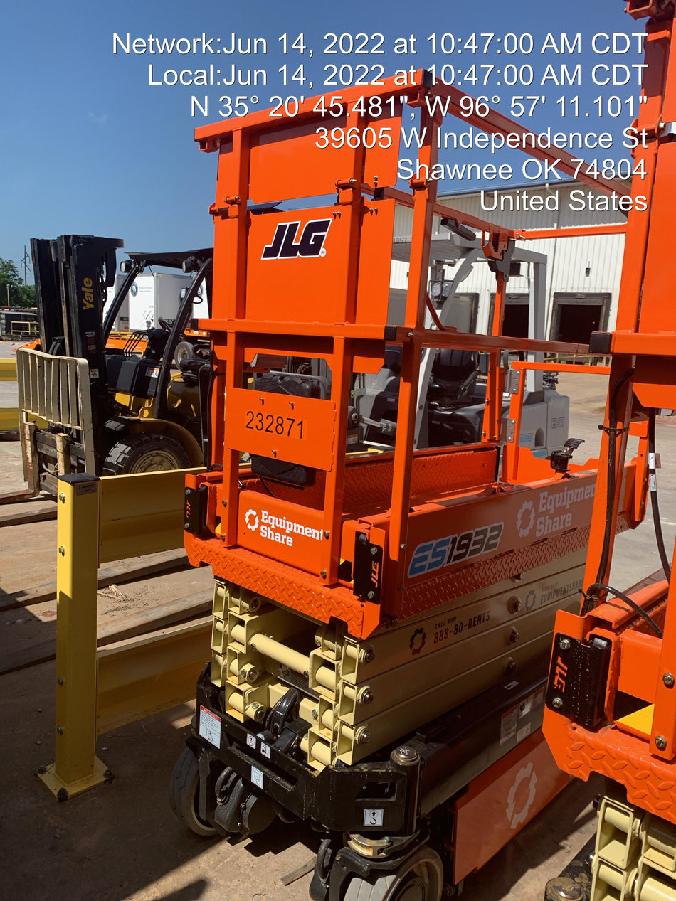 2022 JLG ES1932