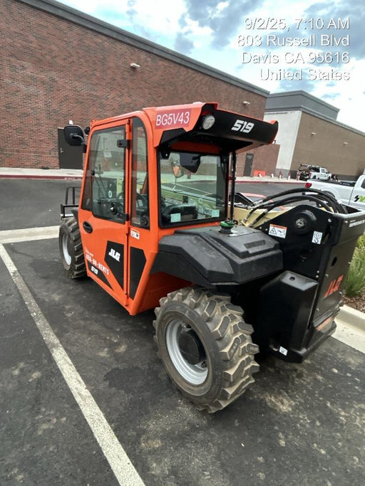 2025 JLG 519