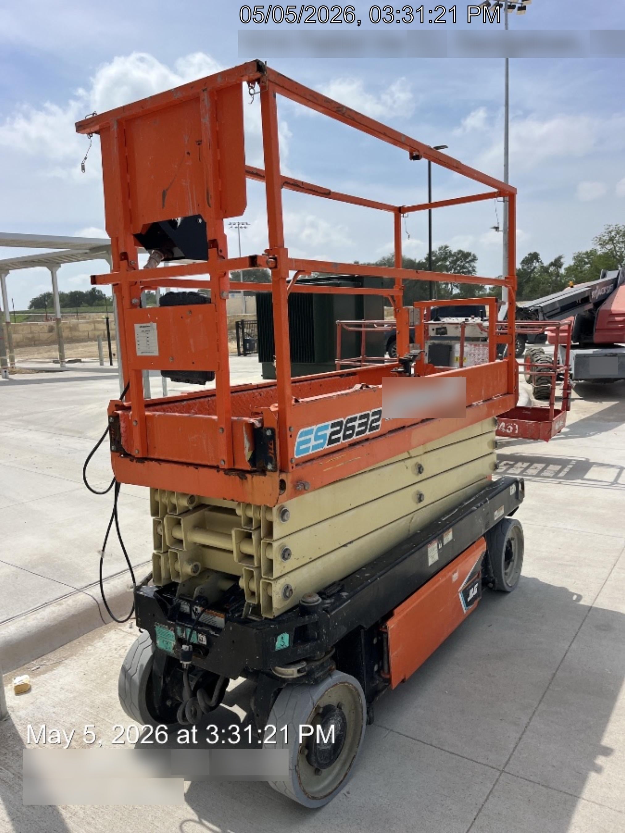 2022 JLG ES2632
