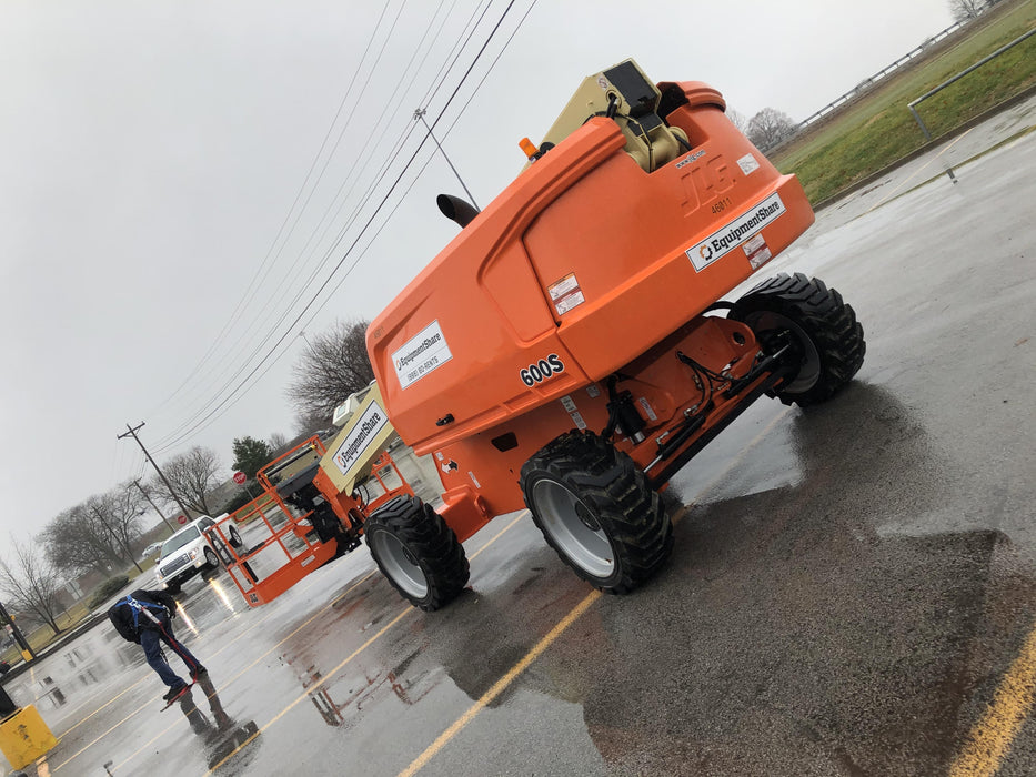 2019 JLG 600S 4WD
