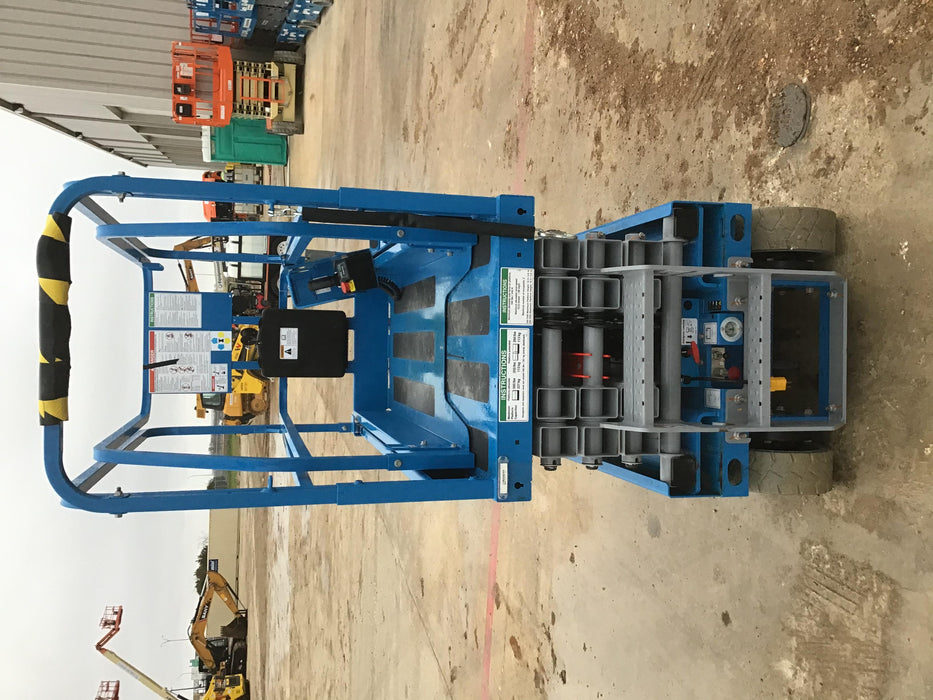 2019 Genie GS-1930 Fixed Rails with Chain Entry