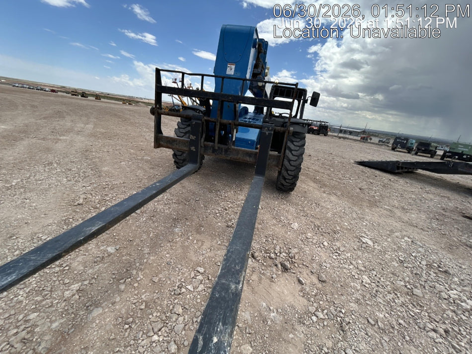 2018 Genie GTH-844 Genie GTH-844 w/Open ROPS, Solid Tires, beacon/work lights, 60" carriage/forks