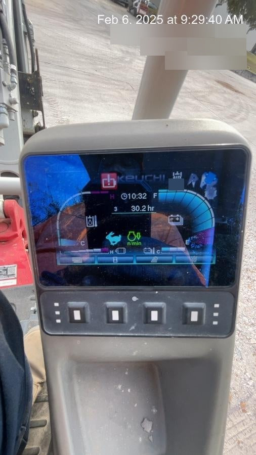 2022 TAKEUCHI TB20e