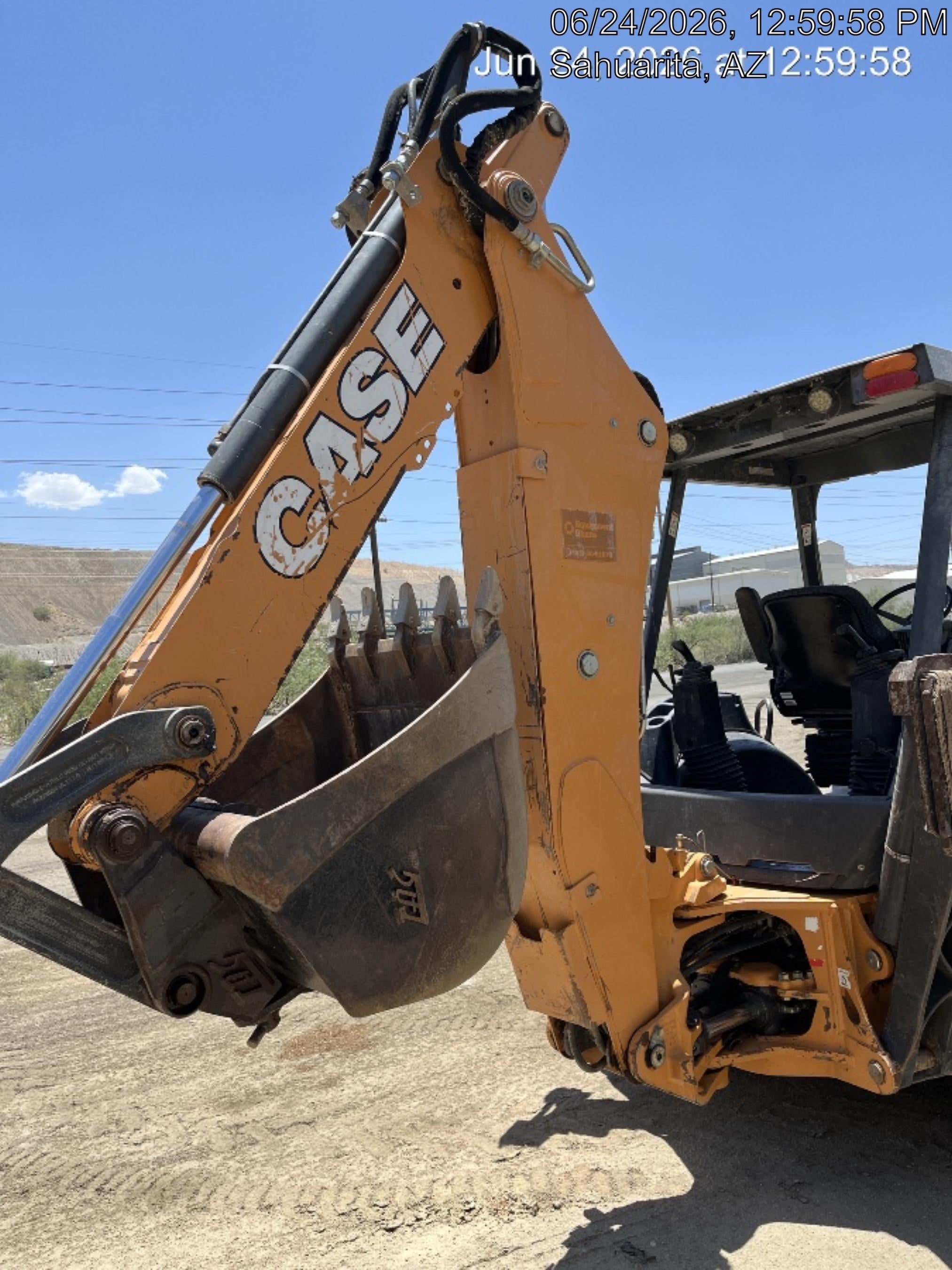 2020 CASE 580N EP - Extendable Backhoe