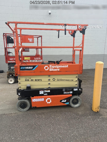2022 JLG R1932
