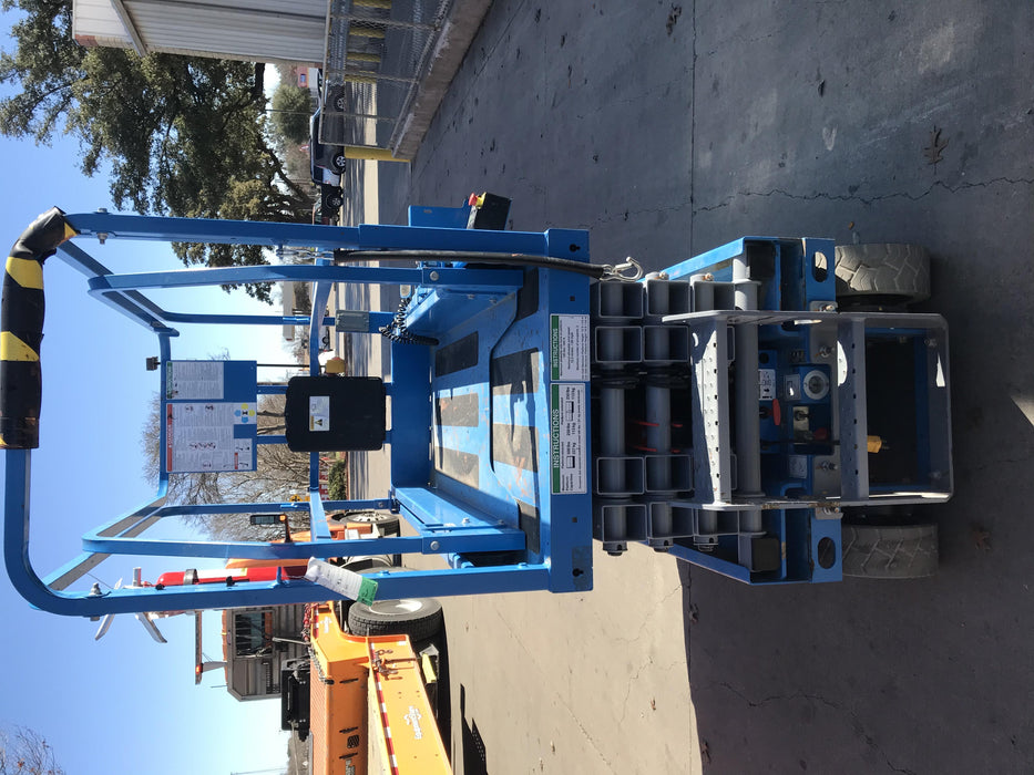 2019 Genie GS-1930 Fixed rails with chain Entry