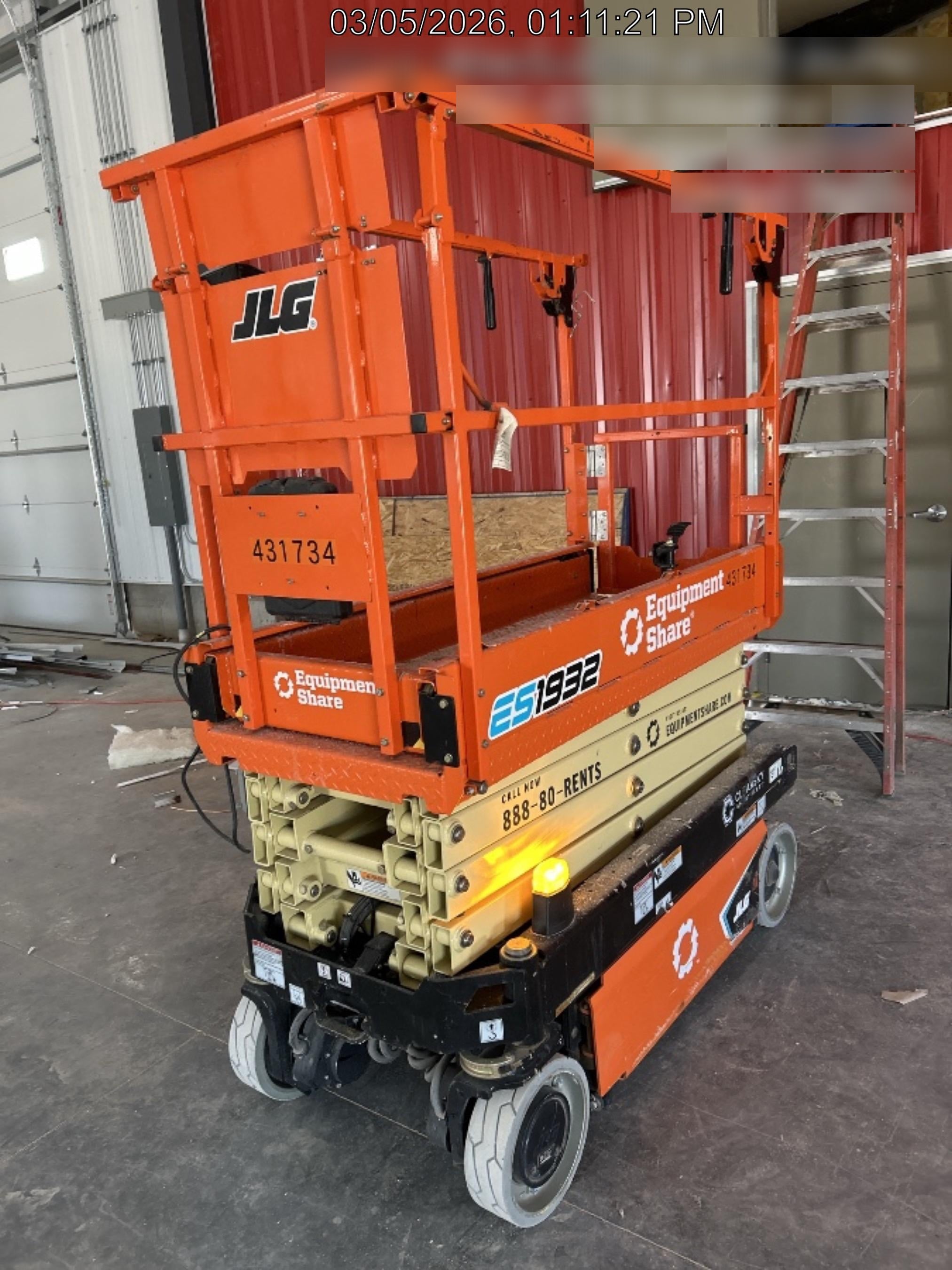 2024 JLG ES1932