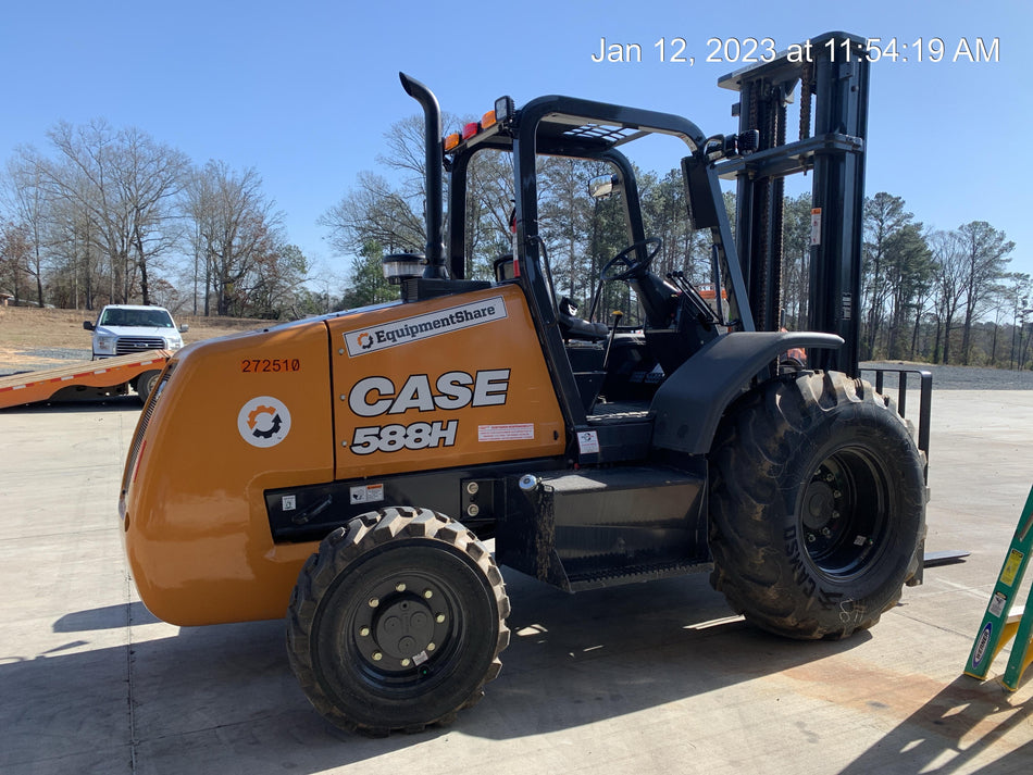 2023 CASE 588H