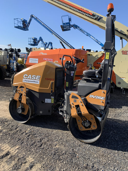 2020 CASE DV26E
