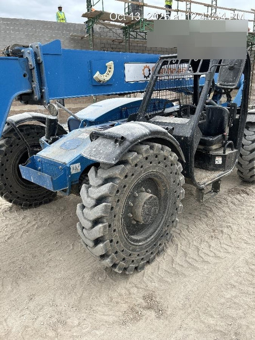 2018 Genie GTH-844 GTH-844 w/Open ROPS, Solid Tires, beacon/work lights, 60" carriage/forks