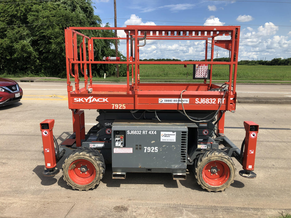 2018 SKYJACK SJ6832 RT