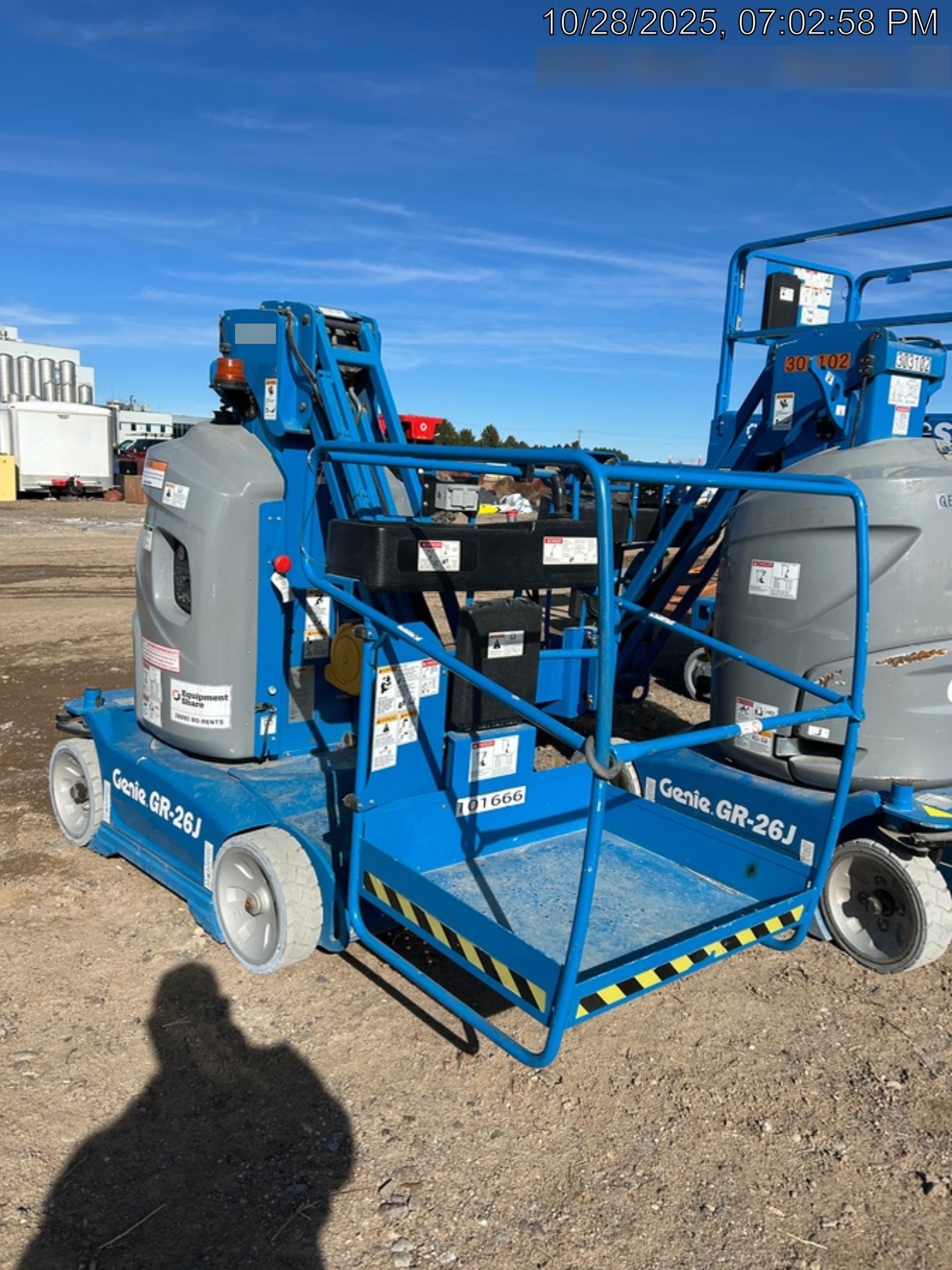 2020 GENIE GR-26J
