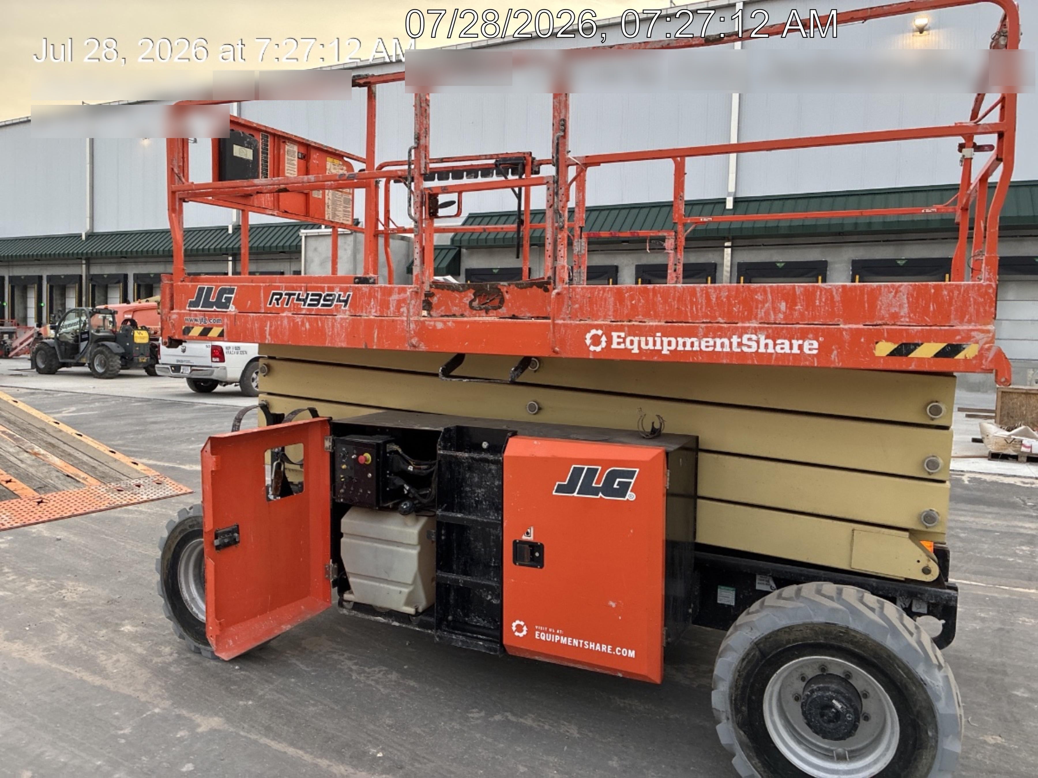 2023 JLG RT4394