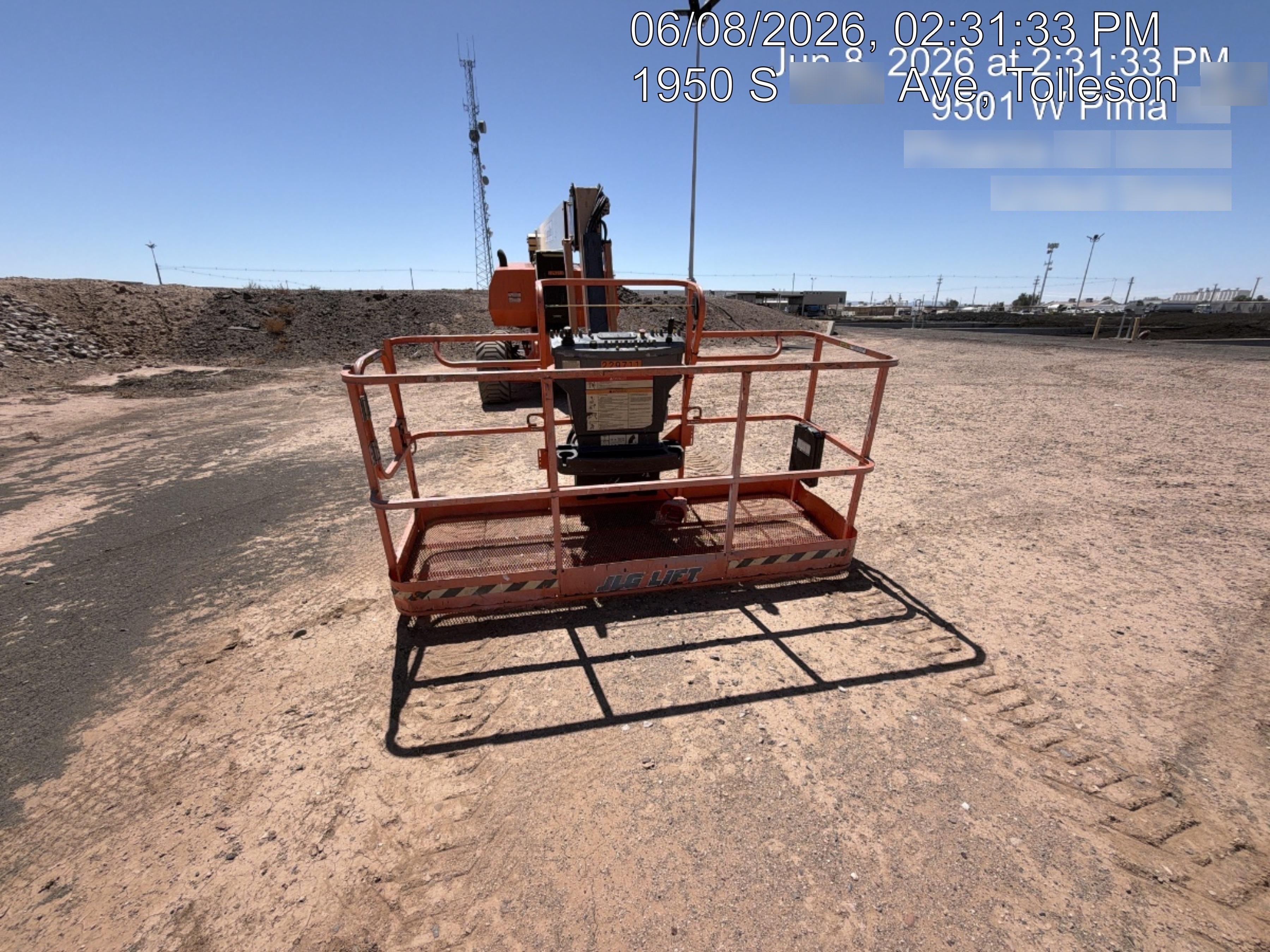 2022 JLG 800AJ