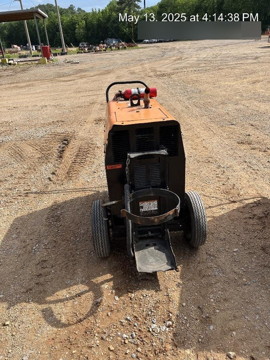 2021 Lincoln Electric Ranger 305 LPG LPG One-Pak (includes undercarriage, tank holder & tank strap) ORANGE