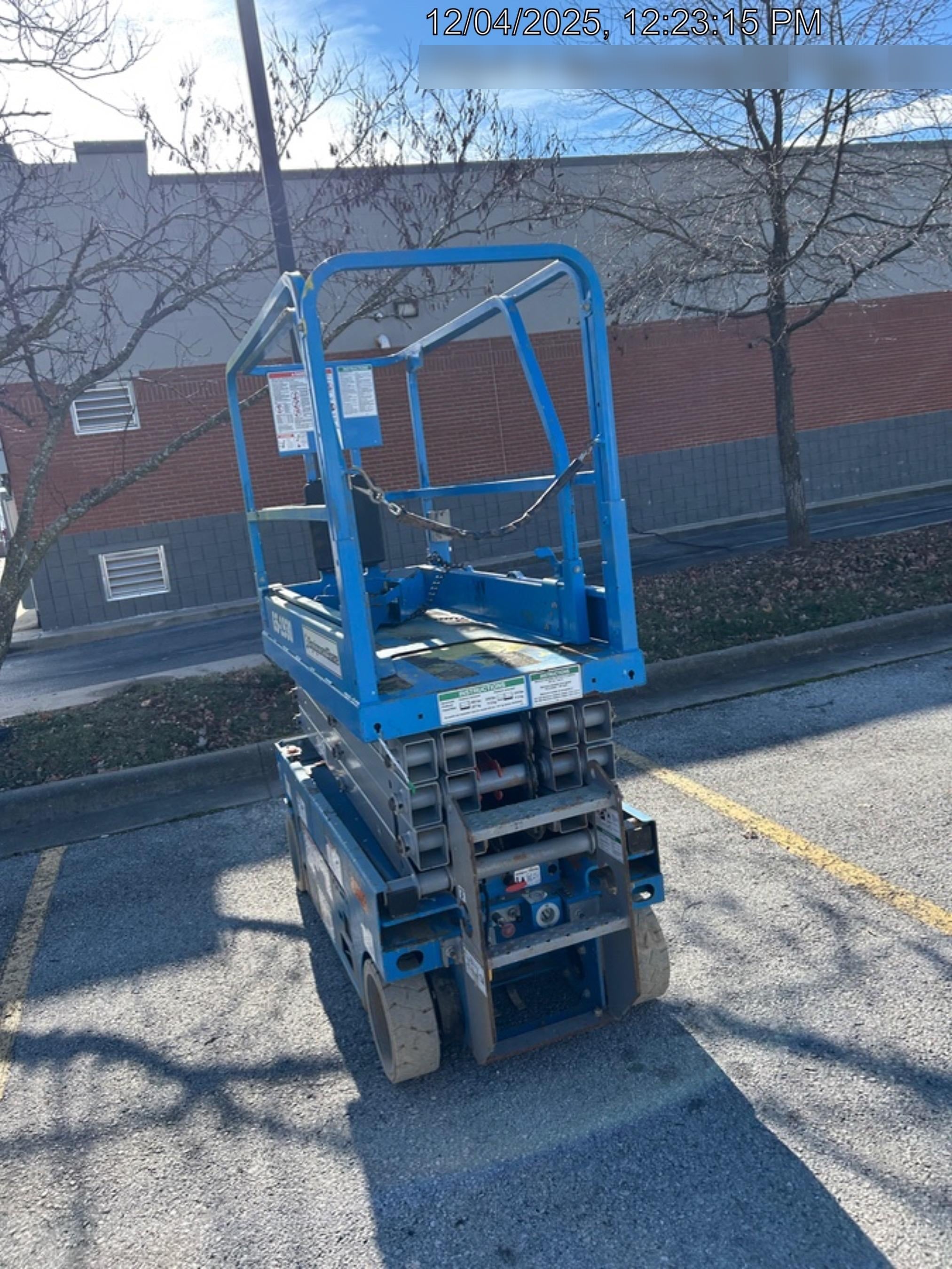 2019 Genie GS-1930 Fixed Rails with Chain Entry