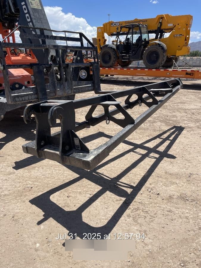 2024 JLG 1001275853