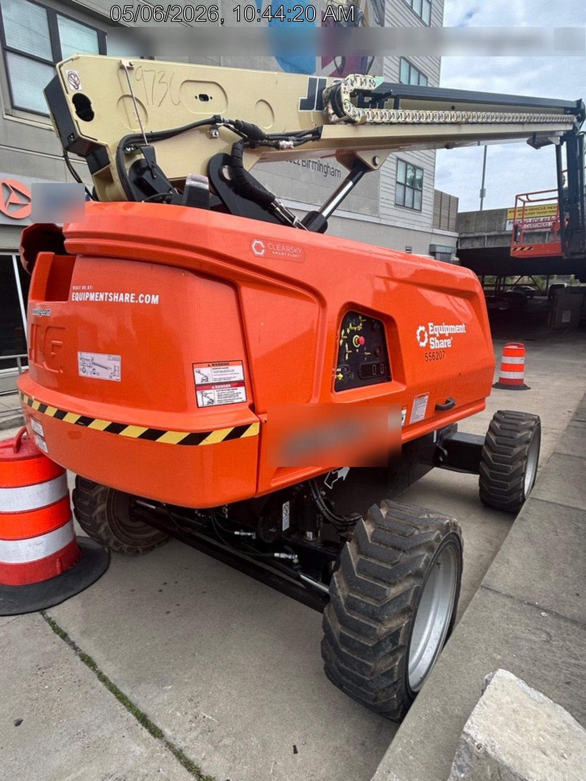 2025 JLG 660SJ