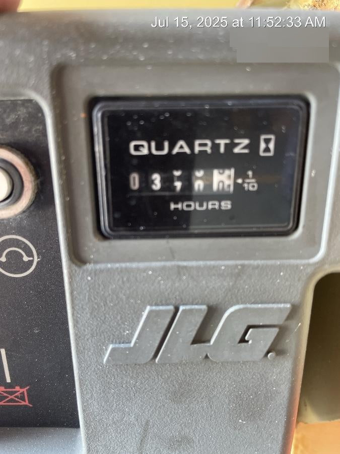 2016 JLG 3246ES