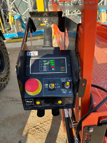 2022 JLG ES2632