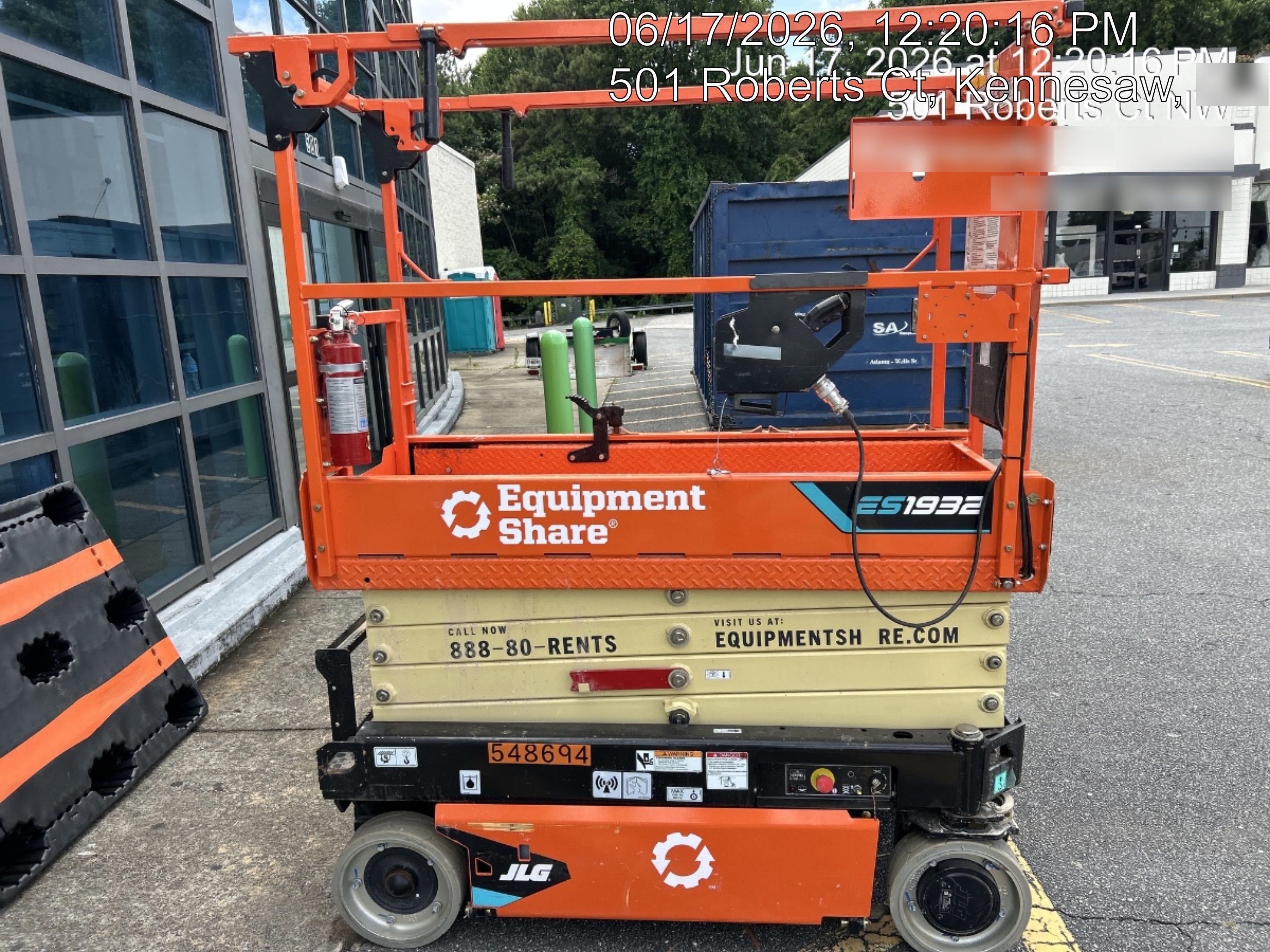 2025 JLG ES1932