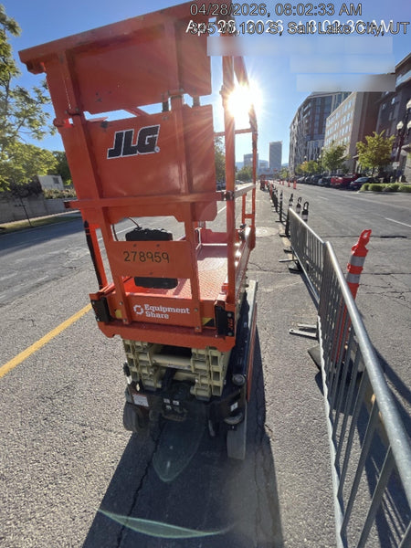 2022 JLG ES1932
