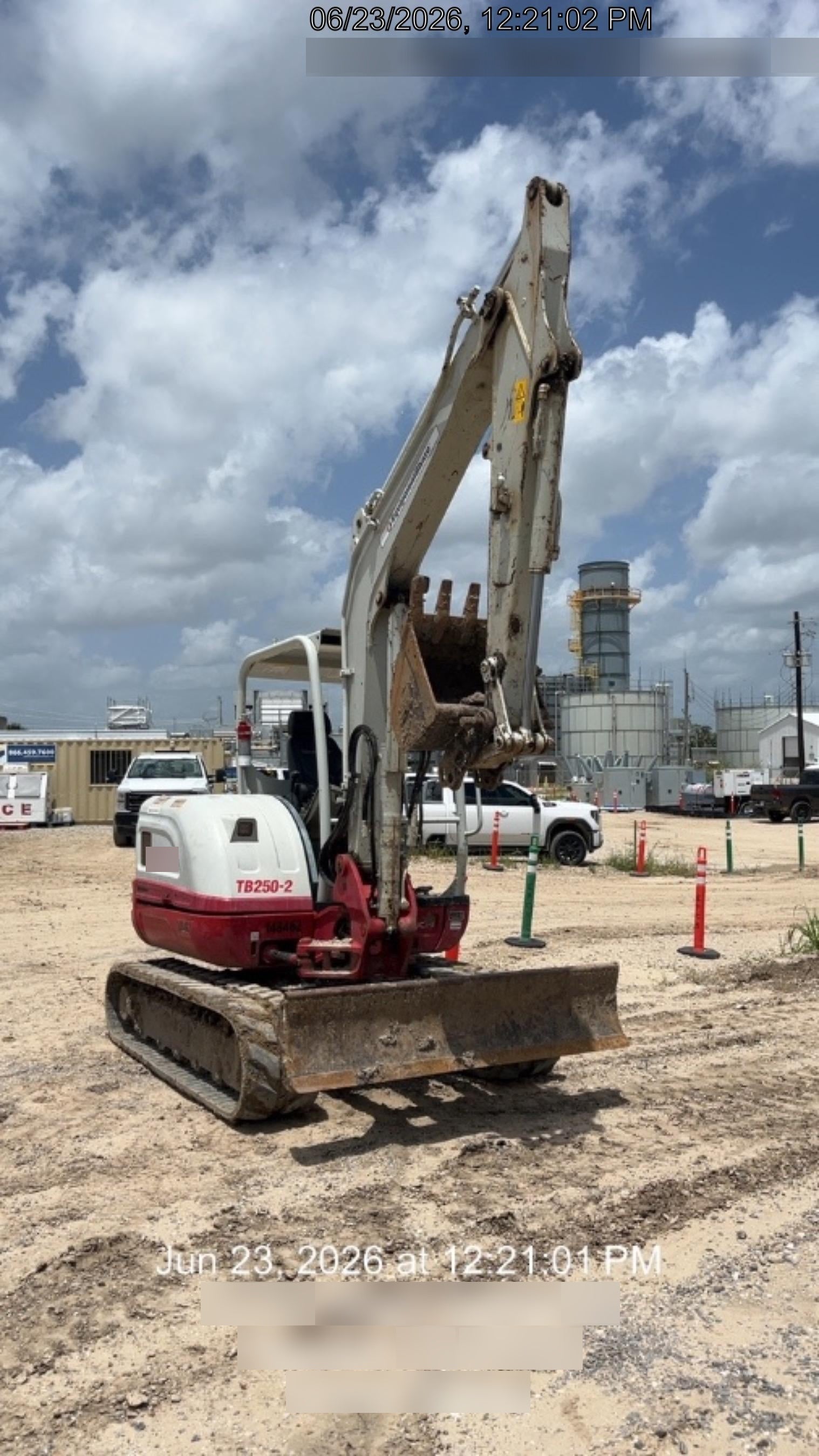 2021 TAKEUCHI TB250-2