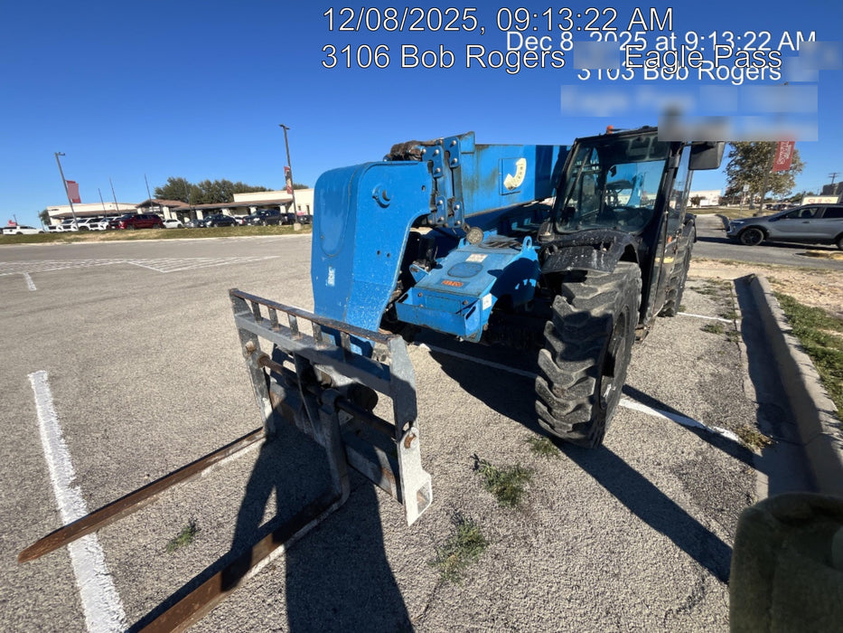 2019 Genie GTH-844 Genie GTH-844 w/Enclosed Cab w/HVAC, Work Lights, Solid Tires, Beacon, 60" Carriage and Forks