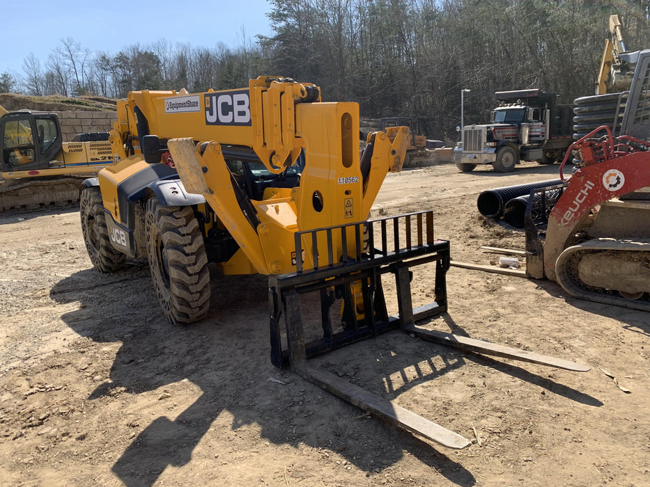 2020 JCB 510-56 Cab/Heat/Air, Solid Tires, Work Lights, Beacon, Aux Hydraulics, Back up Alarm, Lifting Eye, ES Decals