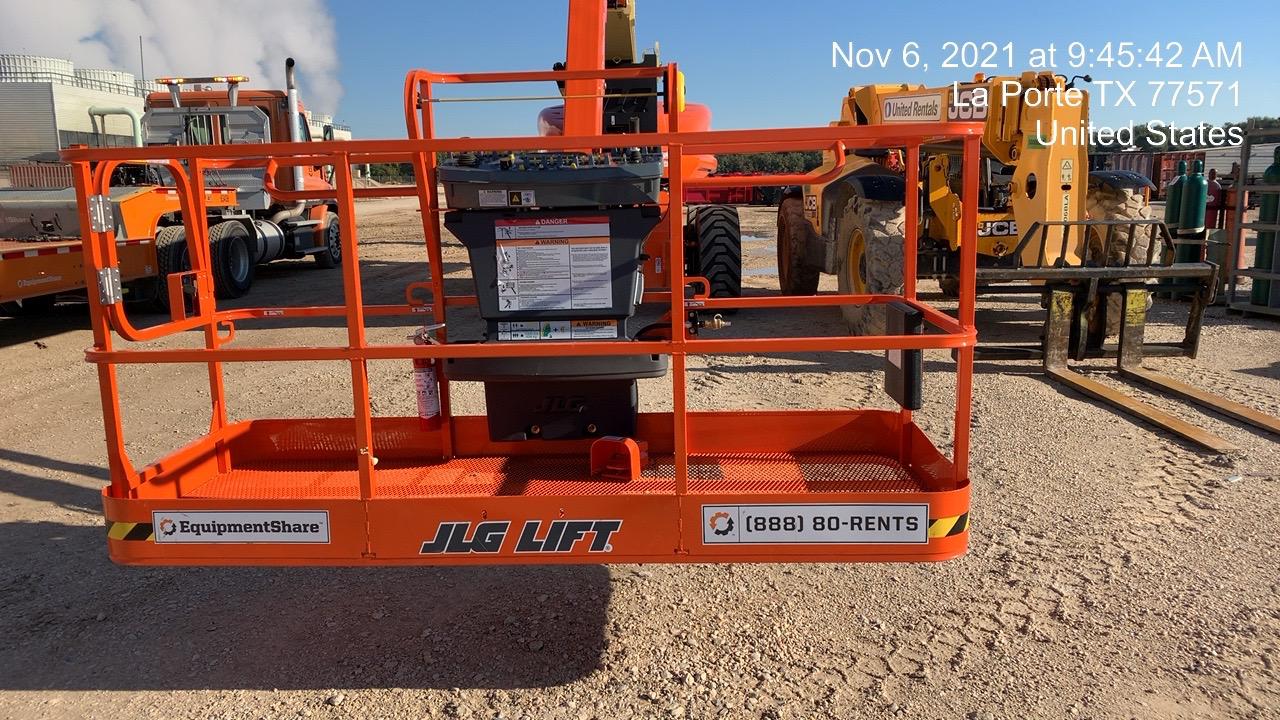 2021 JLG 1250AJP