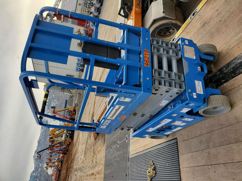 2019 Genie GS-1930 Fixed rails with chain Entry