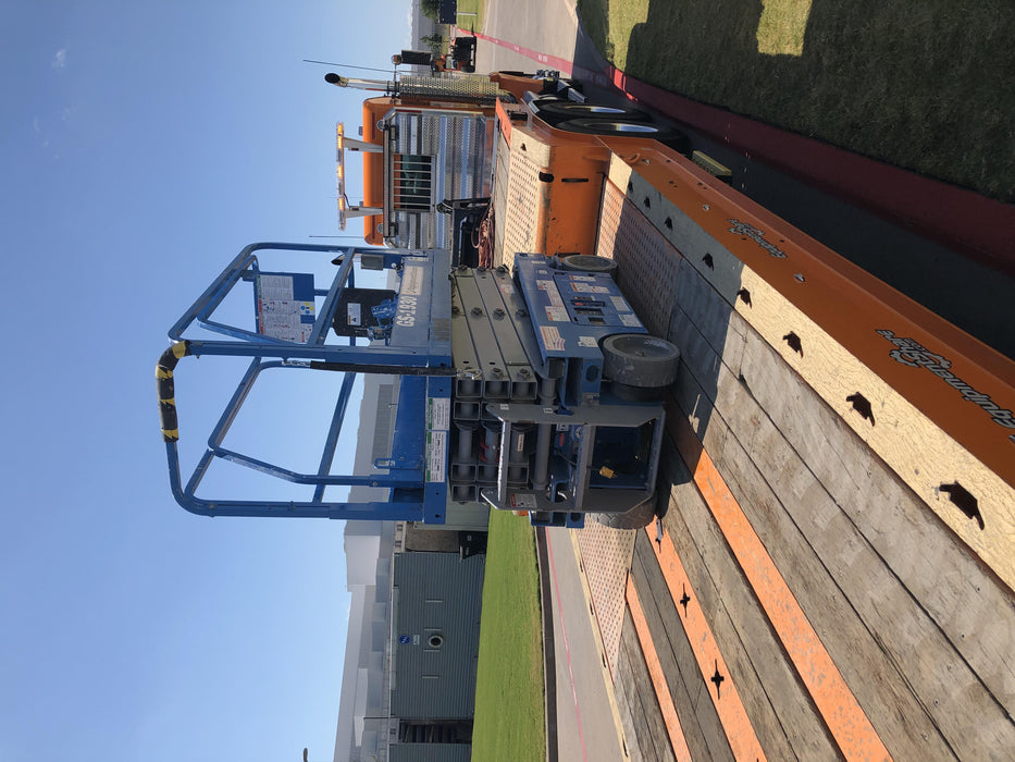 2019 Genie GS-1930 Fixed Rails with Chain Entry