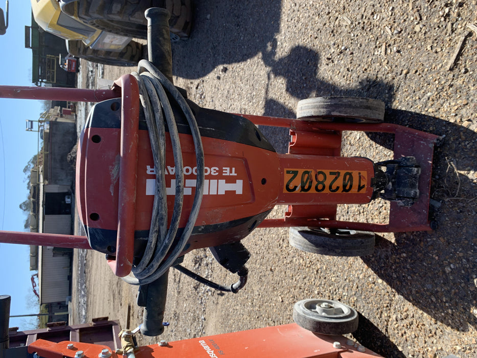 2020 HILTI TE 3000-AVR