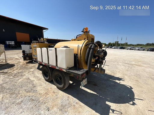 2022 VAC-TRON LP573XDT