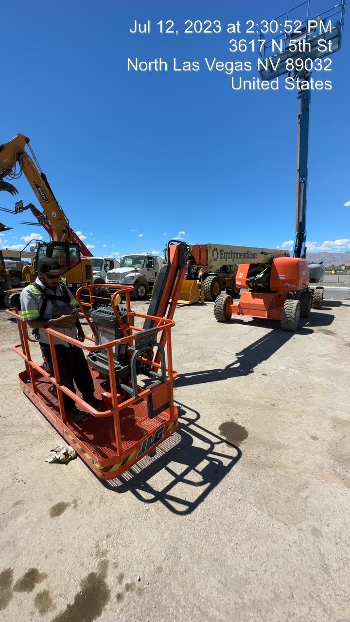 2023 JLG 660SJ