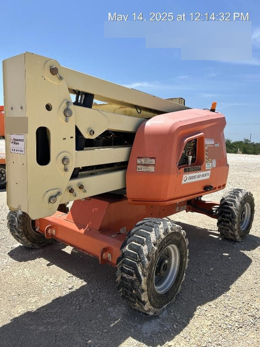 2019 JLG 450AJ