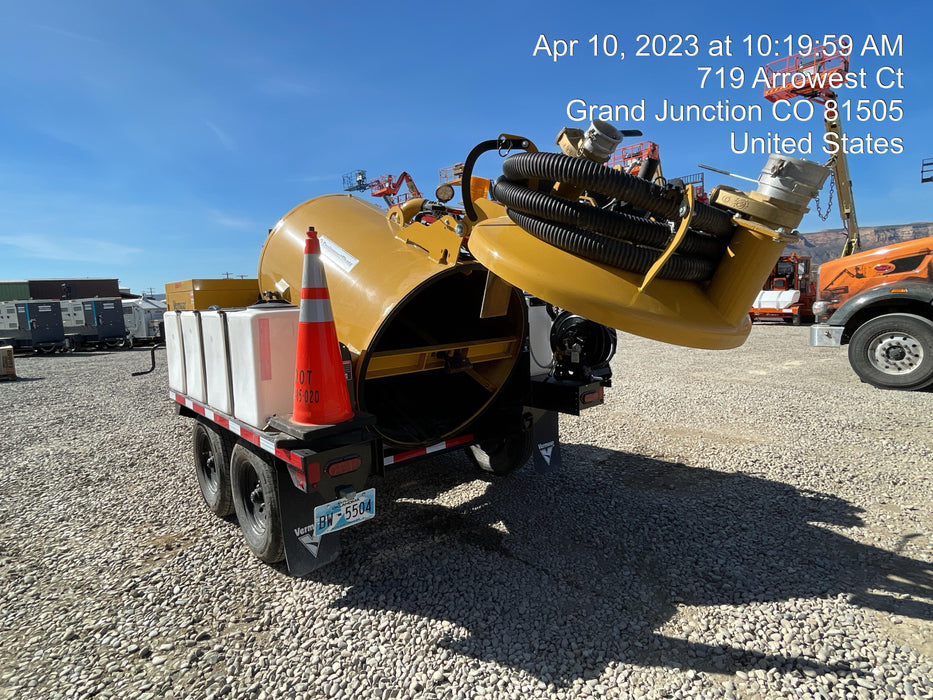 2022 Vac-Tron LP573XDT T4 Koehler Diesel Engine, 500 Gallon Debris Tank, x2 100 Gallon Water Tanks