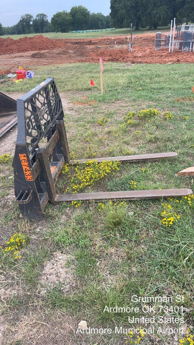 2021 PALADIN 48" Pallet Forks - Paladin