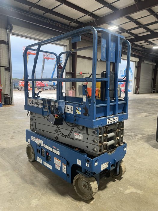 2017 Genie GS-1930 Genie GS-1930 Lift w/Fixed Rail and Chain Entry