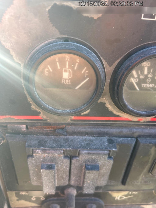 2019 Lincoln Electric Vantage 322 Welder Ready-Pak 3, Two wheel trailer, Fender and Light kit, Cable Rack