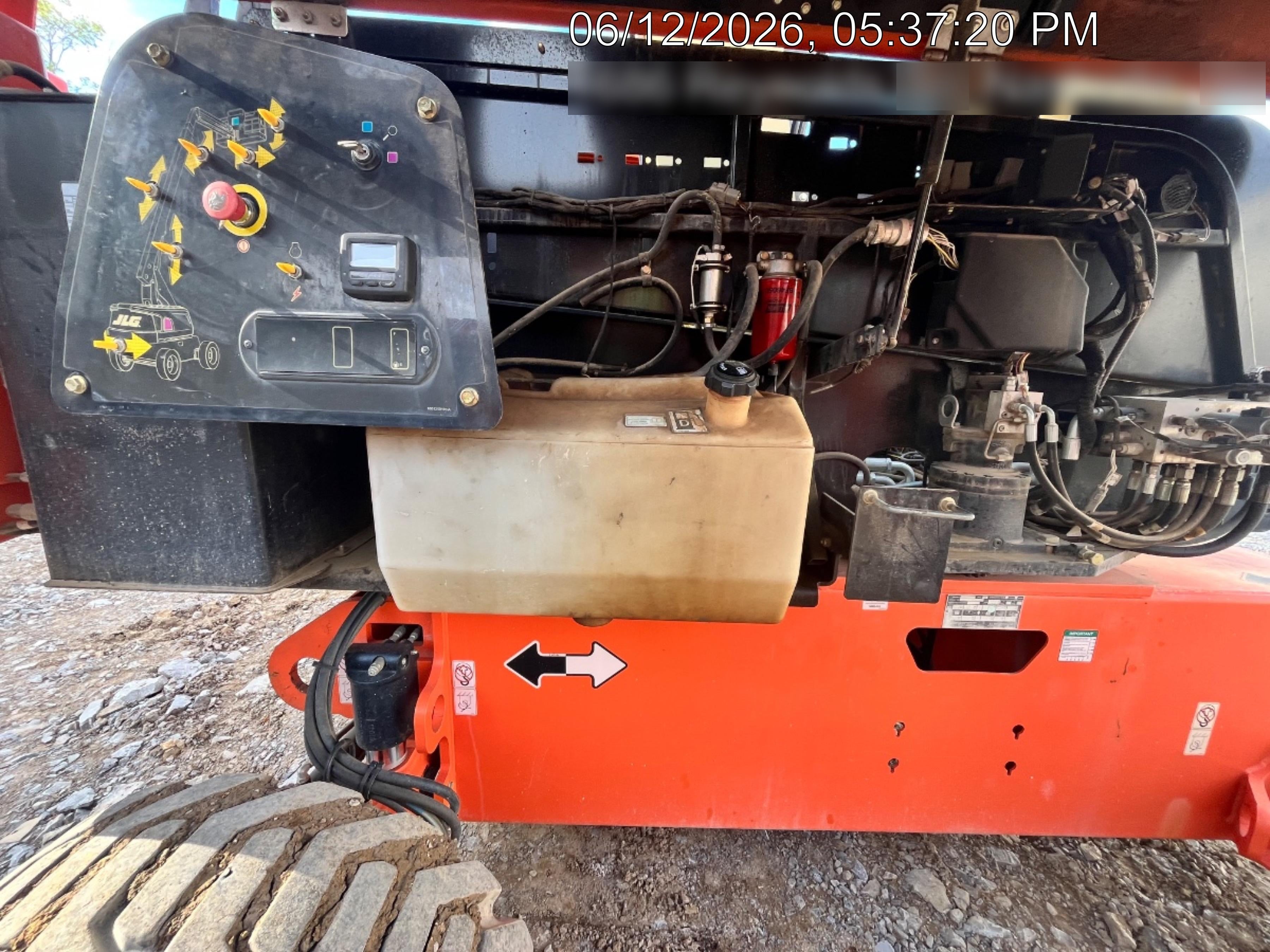 2020 JLG 660SJ