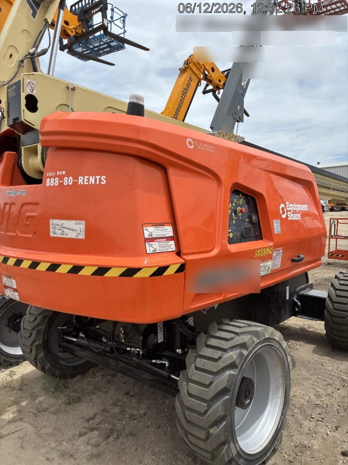 2025 JLG 660SJ